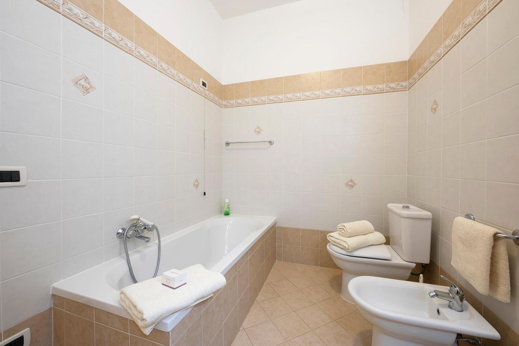Angela -Terrace & Beautiful View Lake - Happy Rentals Toscolano-Maderno Exterior foto
