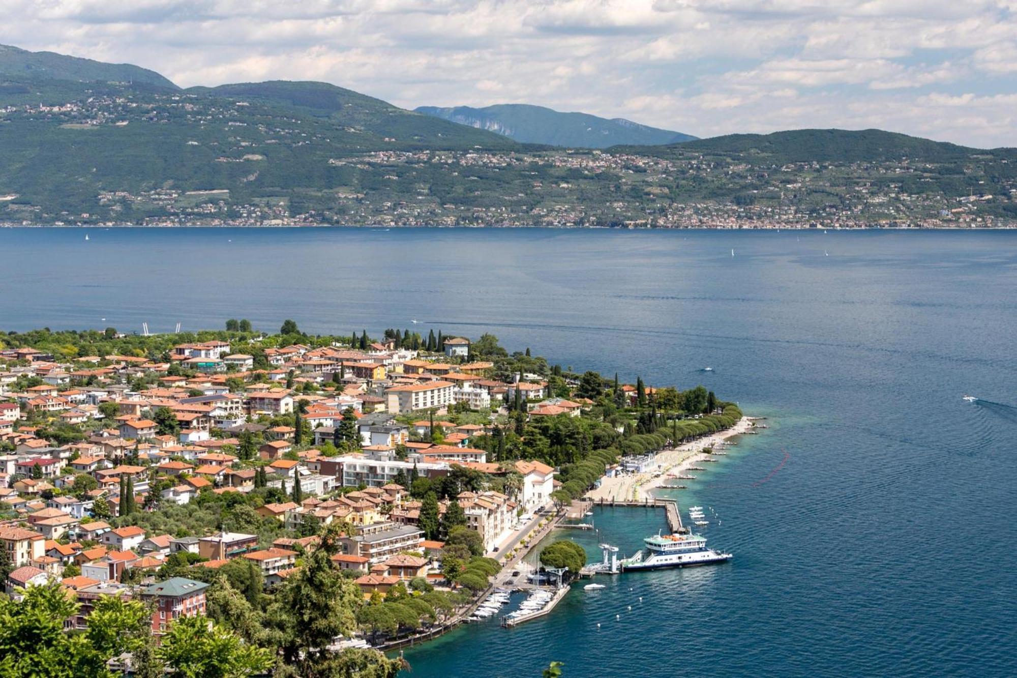 Angela -Terrace & Beautiful View Lake - Happy Rentals Toscolano-Maderno Exterior foto